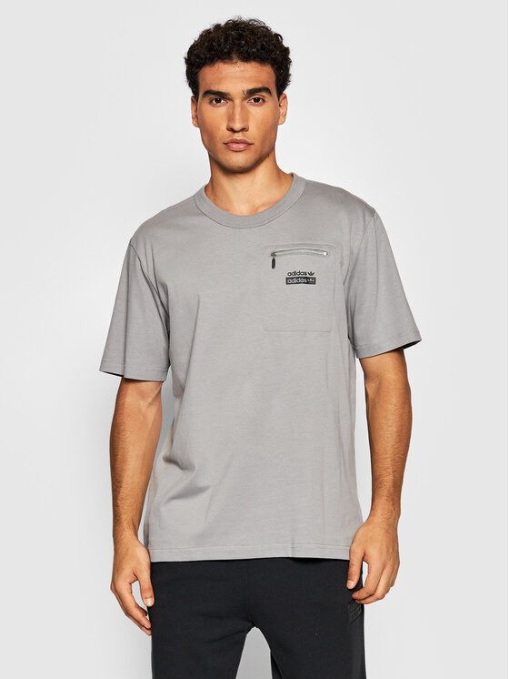 

Футболка мужская Adidas 0000208364492 серая S (доставка из-за рубежа), Серый, 0000208364492