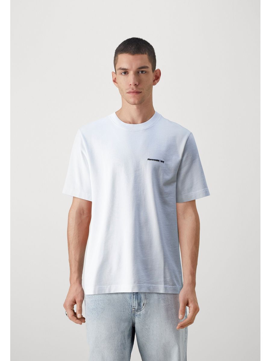 

Футболка мужская Abercrombie & Fitch A0F22O0CQ белая L, Белый, A0F22O0CQ