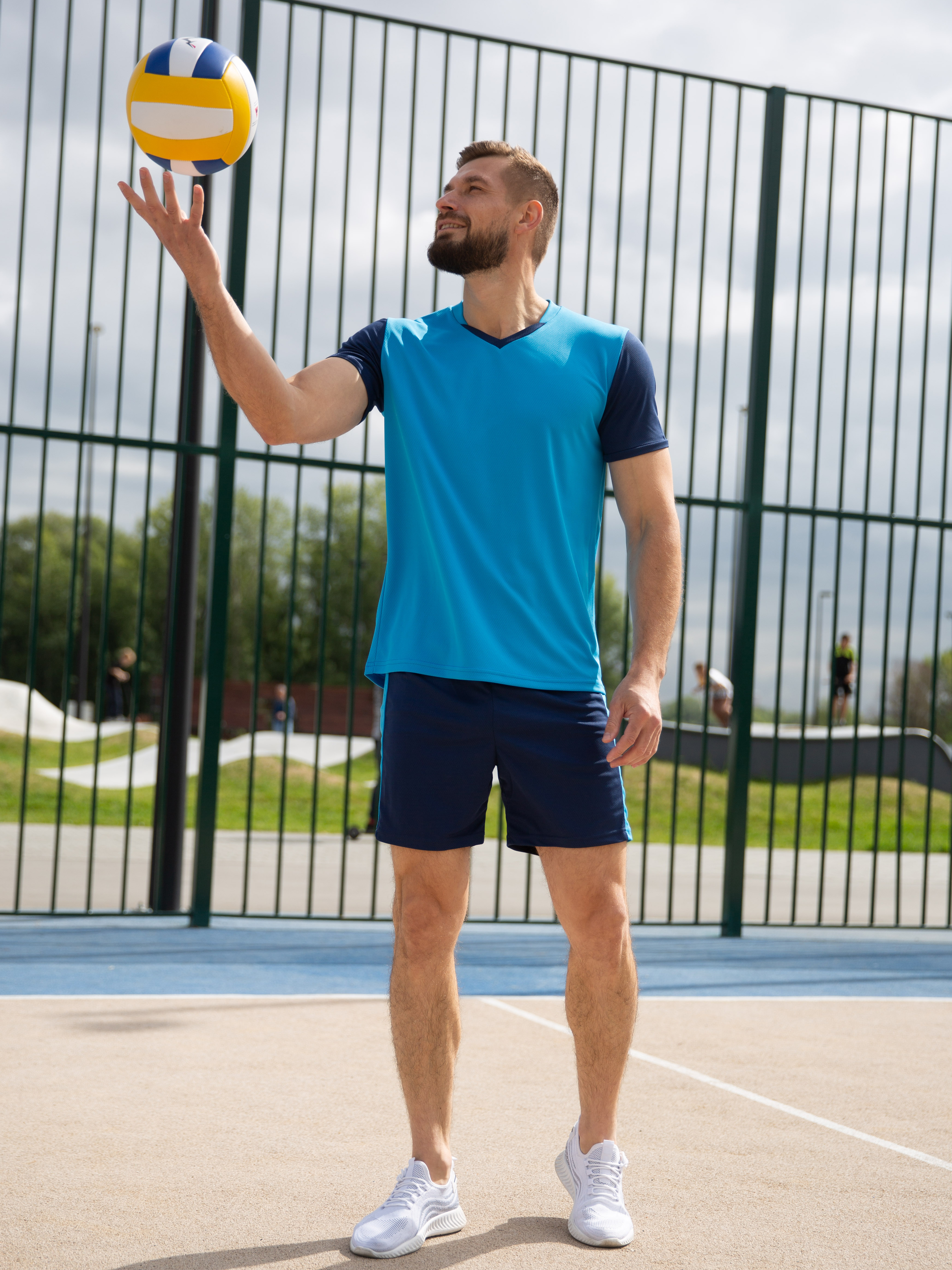 

Волейбольная форма мужская CROSSSPORT Вфм-006 50 Голубой-синий, Вфм-006