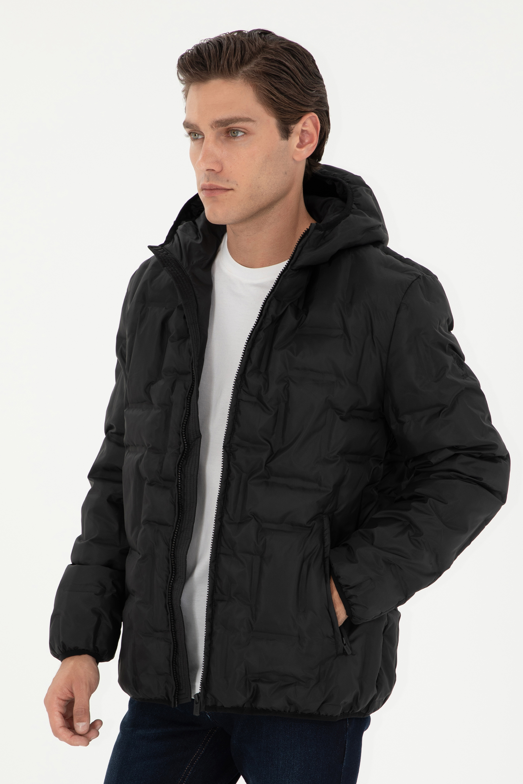 

Куртка мужская U.S. POLO Assn. G081SZ0MS0ZEL-E черная 50 RU, Черный, G081SZ0MS0ZEL-E