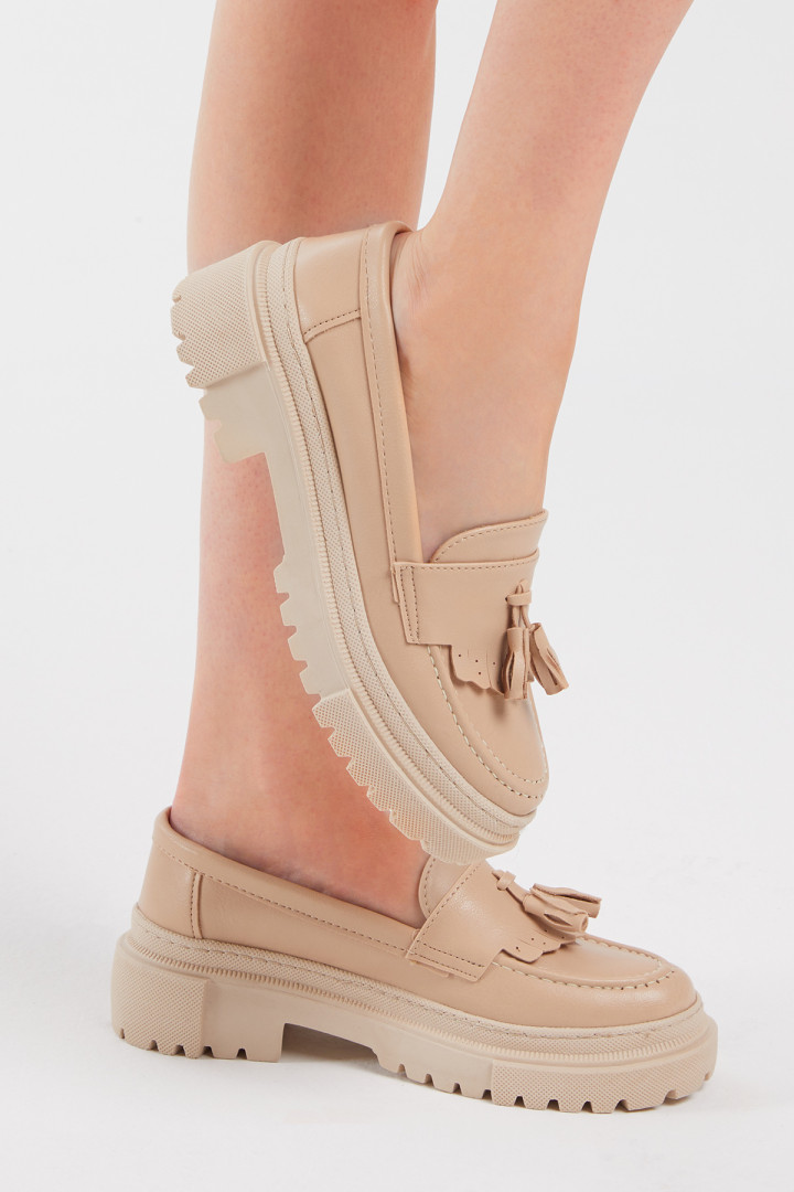 

Лоферы женские Tonny Black TBER280_402 бежевые 38 EU (доставка из-за рубежа), TBER280_402