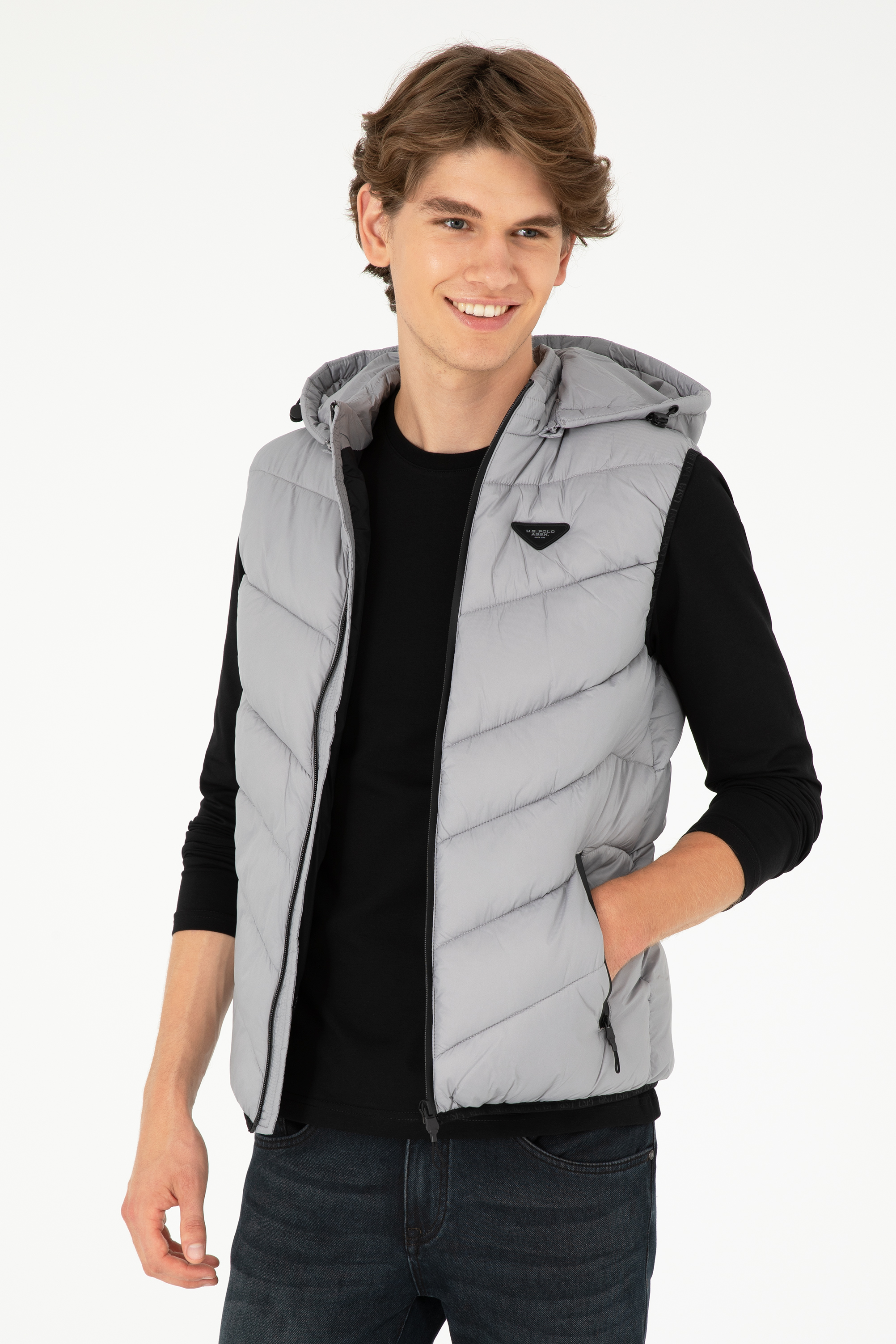 

Утепленный жилет мужской U.S. POLO Assn. G081SZ0100JACO24K серый 56 RU, G081SZ0100JACO24K