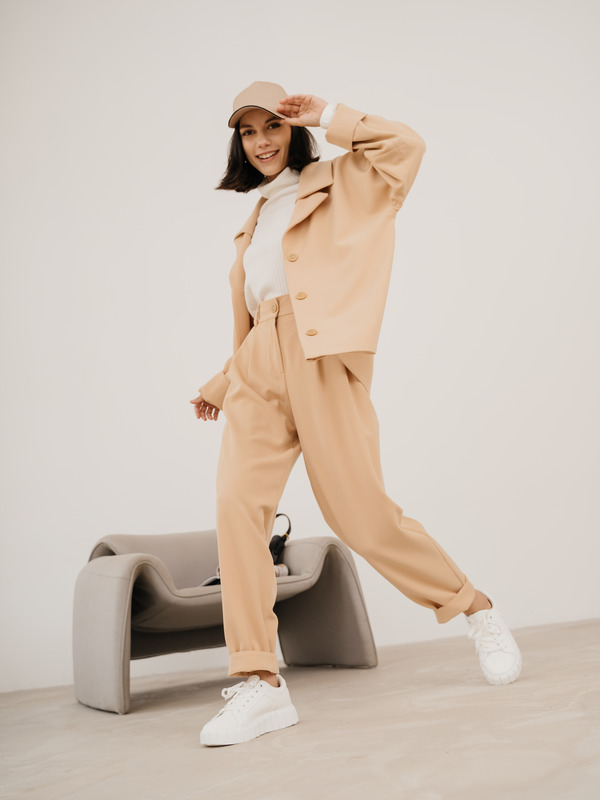 Брюки женские Модный дом Виктории Тишиной Верди бежевые 44 RU