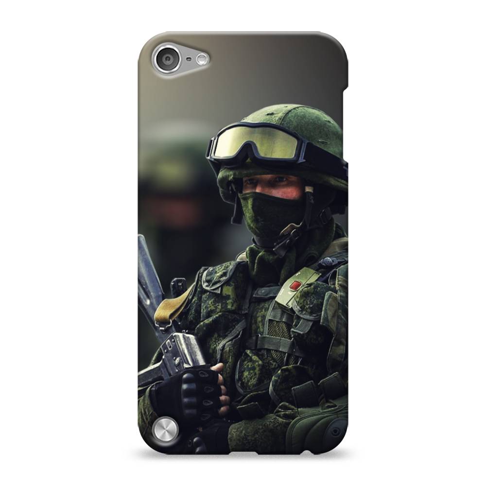 

Пластиковый чехол "Солдат" на Apple iPod Touch, 11120-4