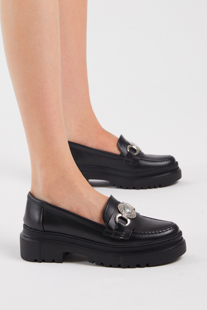 

Лоферы женские Tonny Black TBER285_307 черные 39 EU, TBER285_307