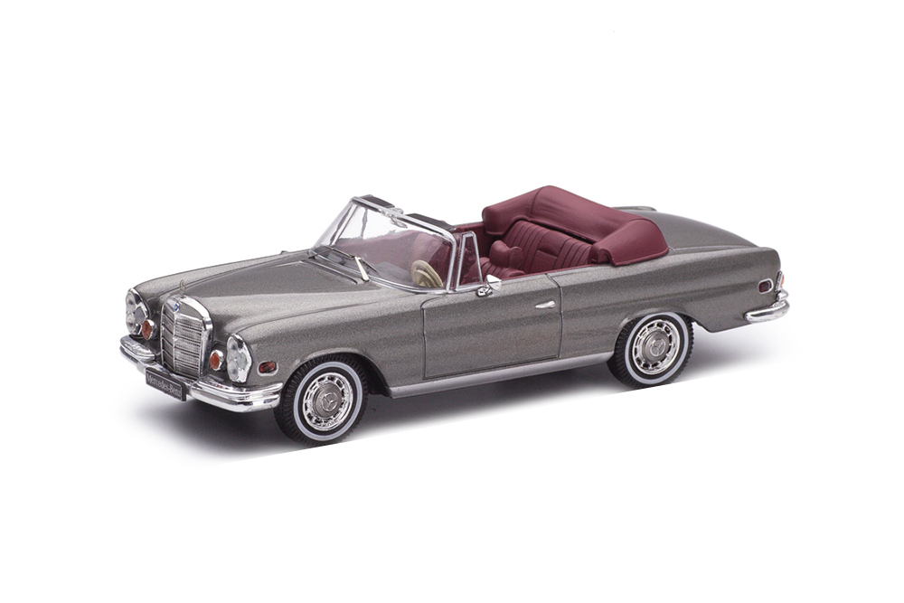 

Модель коллекционная IXO Mercedes-benz 280 se 3.5 (W111) convertible 1969 metallic grey