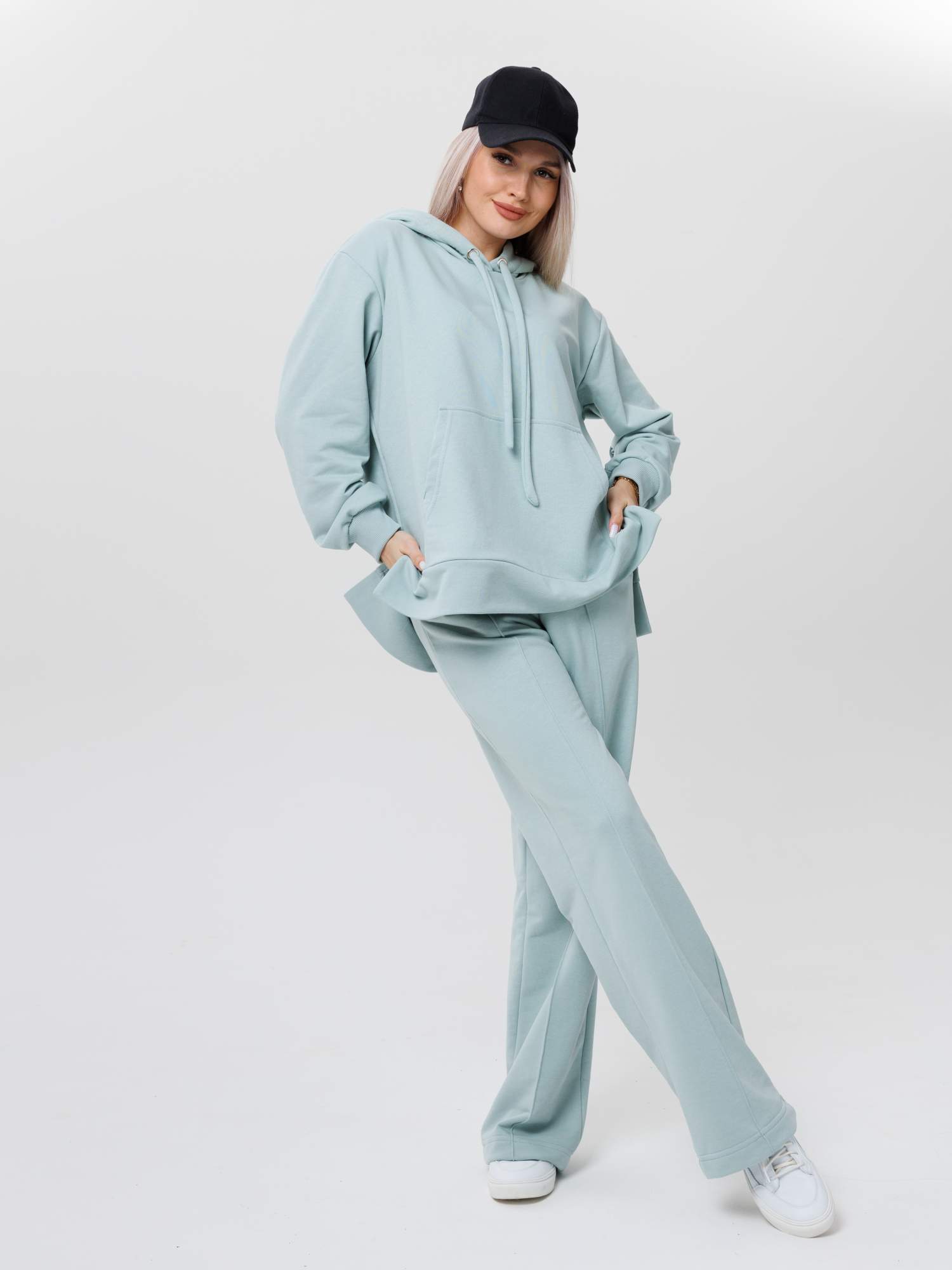 

Костюм женский Elenatex К-231 голубой 54 RU, К-231