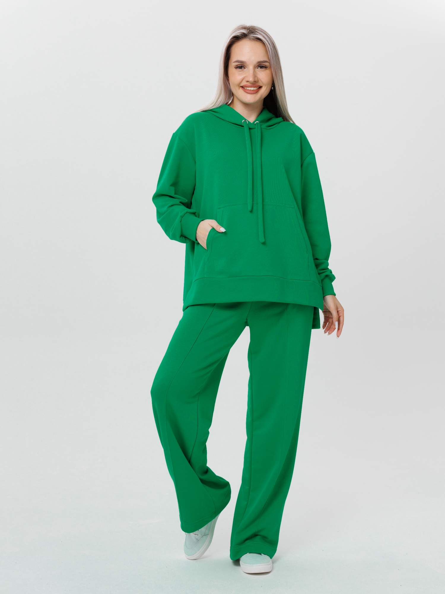 

Костюм женский Elenatex К-231 зеленый 52 RU, К-231