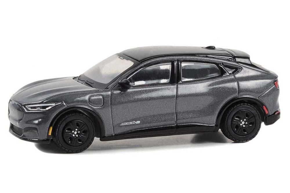 

Модель коллекционная Ford mustang mach-e california route 1 2023 carbonized gray metallic, Серый