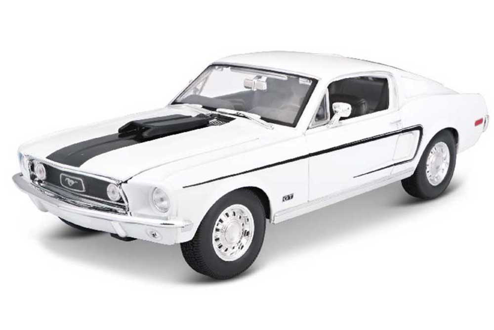 

Модель коллекционная Ford mustang gt cobra jet 1968 white / форд мустанг гт кобра белый