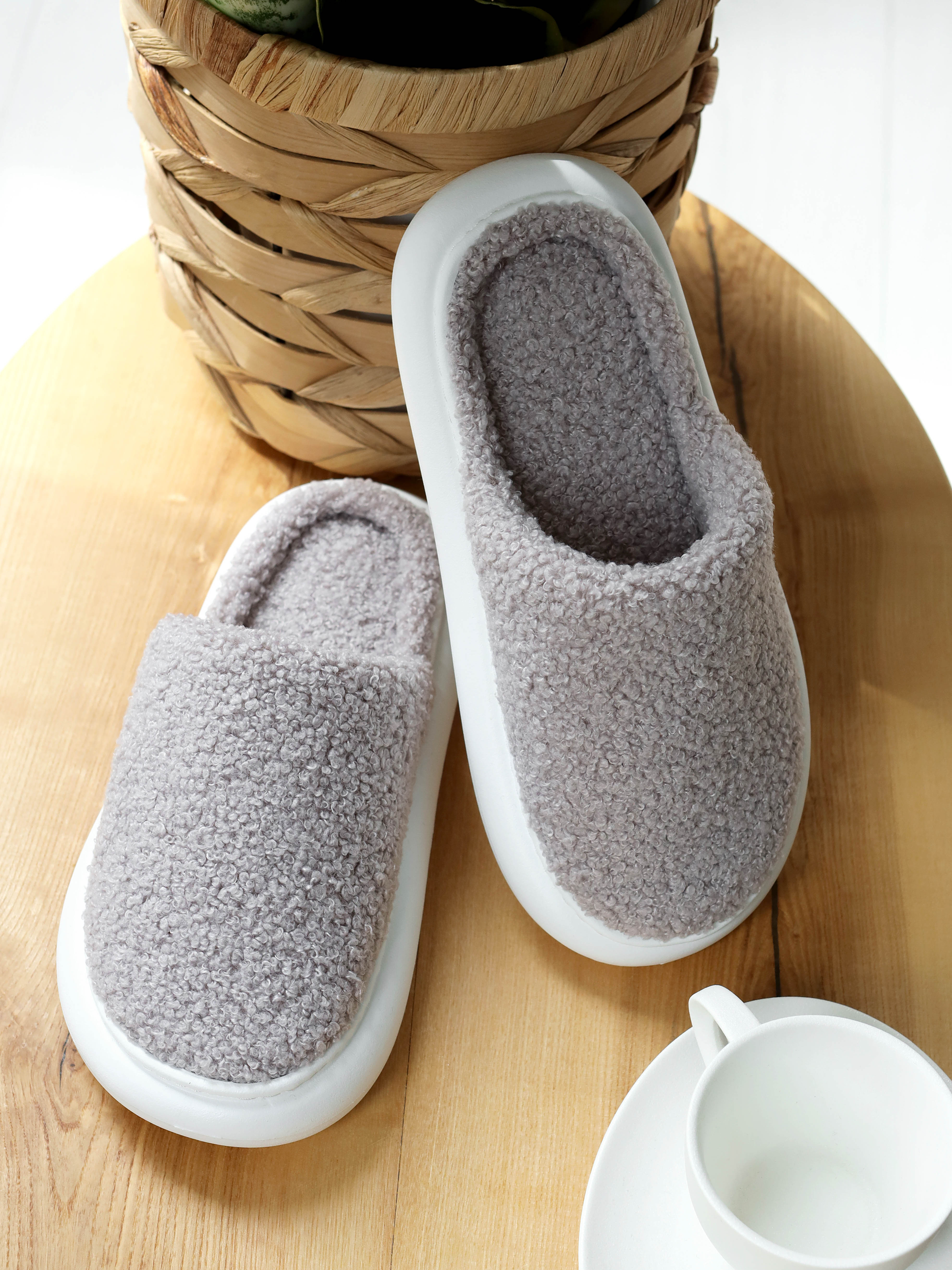 Тапочки женские ALBERY АС-2200 серые 36-37 RU 1050₽