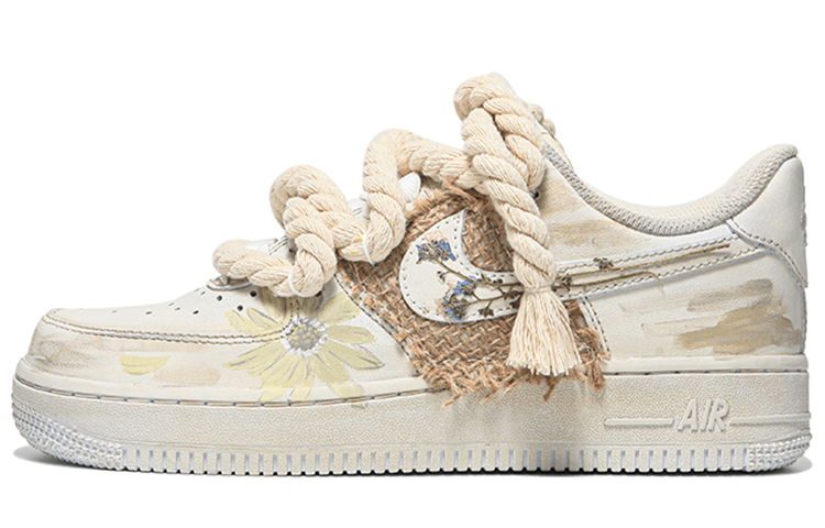 

Кеды унисекс Nike Air Force 1 Low Triple White NO.205 бежевые 39 EU, Бежевый, Air Force 1 Low Triple White NO.205
