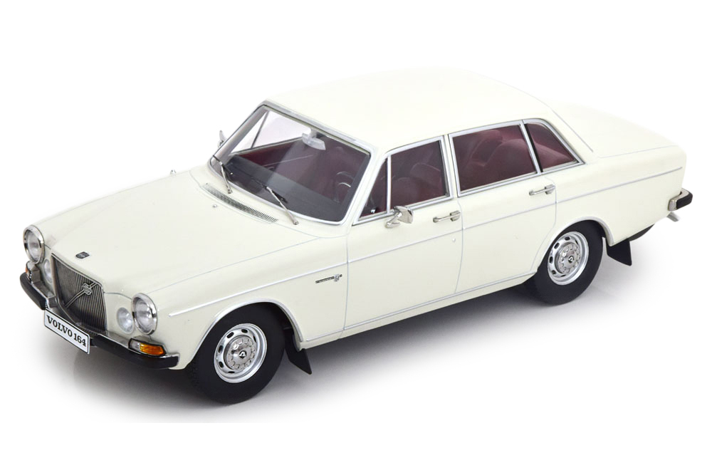 Модель коллекционная TRIPLE 9 Volvo 164 1970 / вольво белый