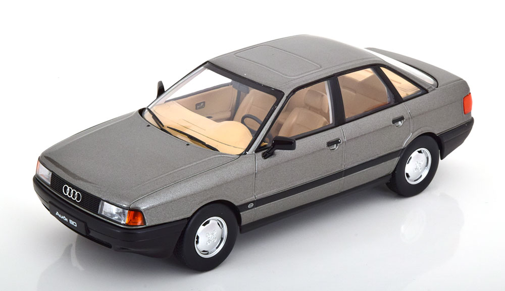 Модель коллекционная TRIPLE 9 Audi 80 B3 saloon 1989 grey metallic / ауди серый металлик