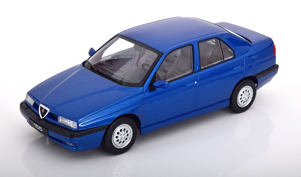 Модель коллекционная Alfa romeo 155 1996 blue metallic / альфа ромео синий металлик