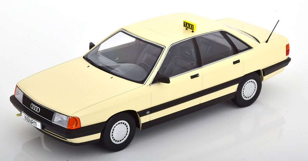 

Модель коллекционная TRIPLE 9 Audi 100 C3 taxi 1989 / ауди такси