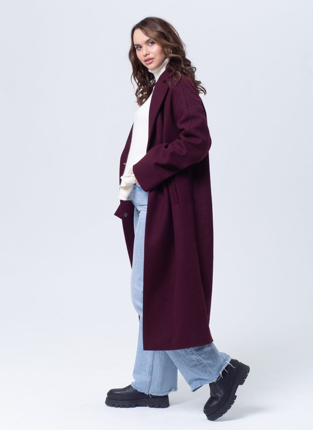 Пальто женское Crosario 66648 коричневое 48 RU