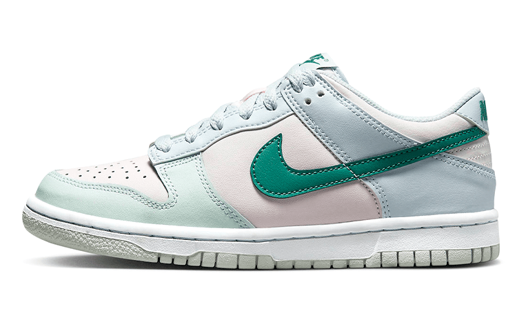 

Кеды унисекс Nike Dunk Low Mineral Teal GS белые 40 EU, Белый, Dunk Low Mineral Teal GS