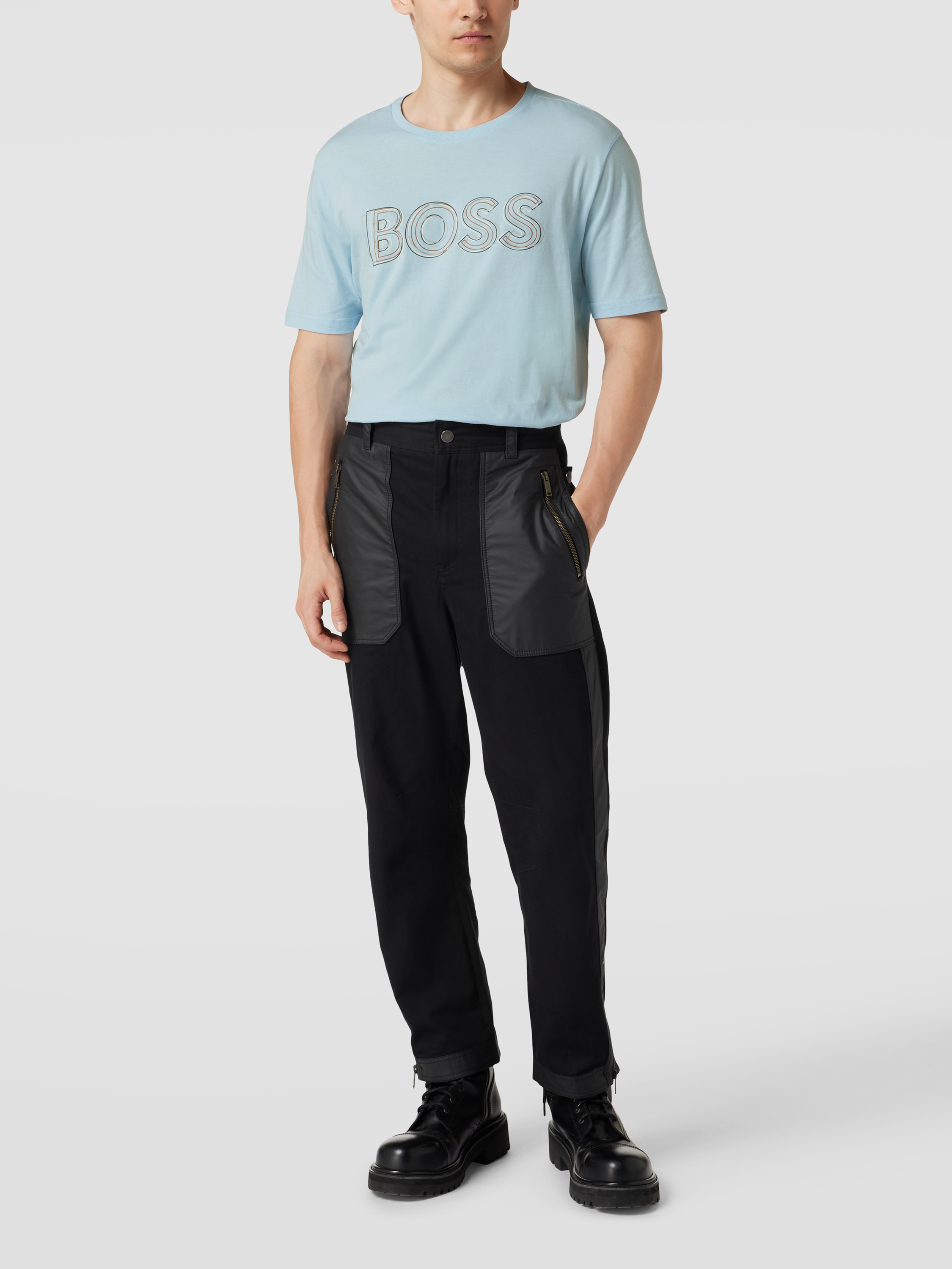 

Футболка мужская BOSS 1594454 голубая M доставка из-за рубежа, Голубой, 1594454