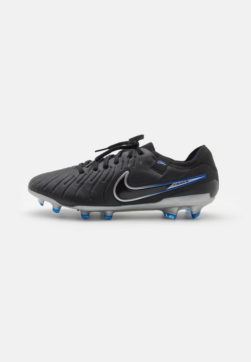 

Бутсы мужские Nike Performance Legend 10 Pro Fg черные 37.5 EU (доставка из-за рубежа), Черный, Legend 10 Pro Fg