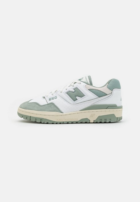 

Кеды мужские New Balance Bb550 Unisex белые 43 EU (доставка из-за рубежа), Белый, Bb550 Unisex