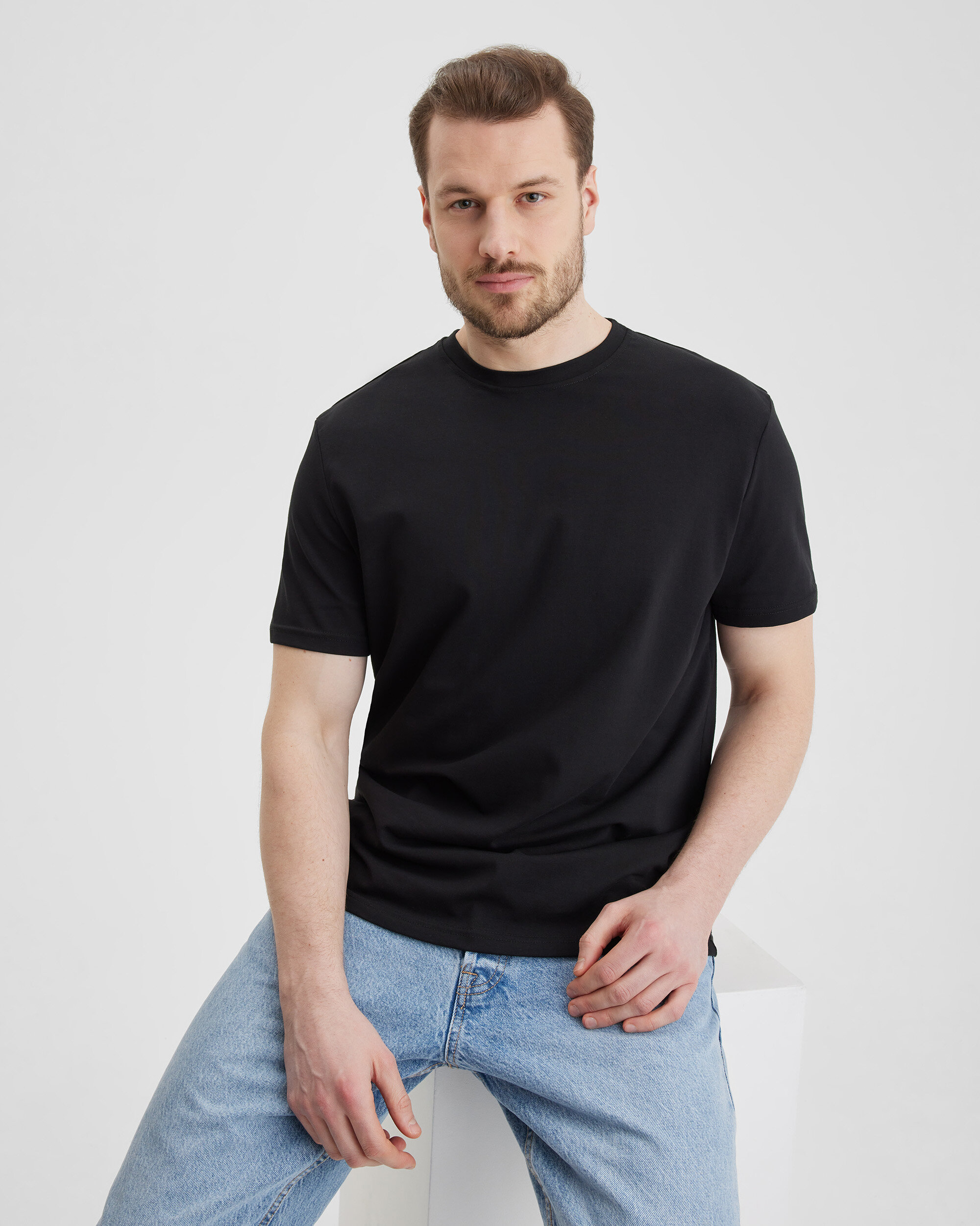 

Футболка мужская BARMARISKA фм-б0520 черная 52-54 RU, фм-б0520