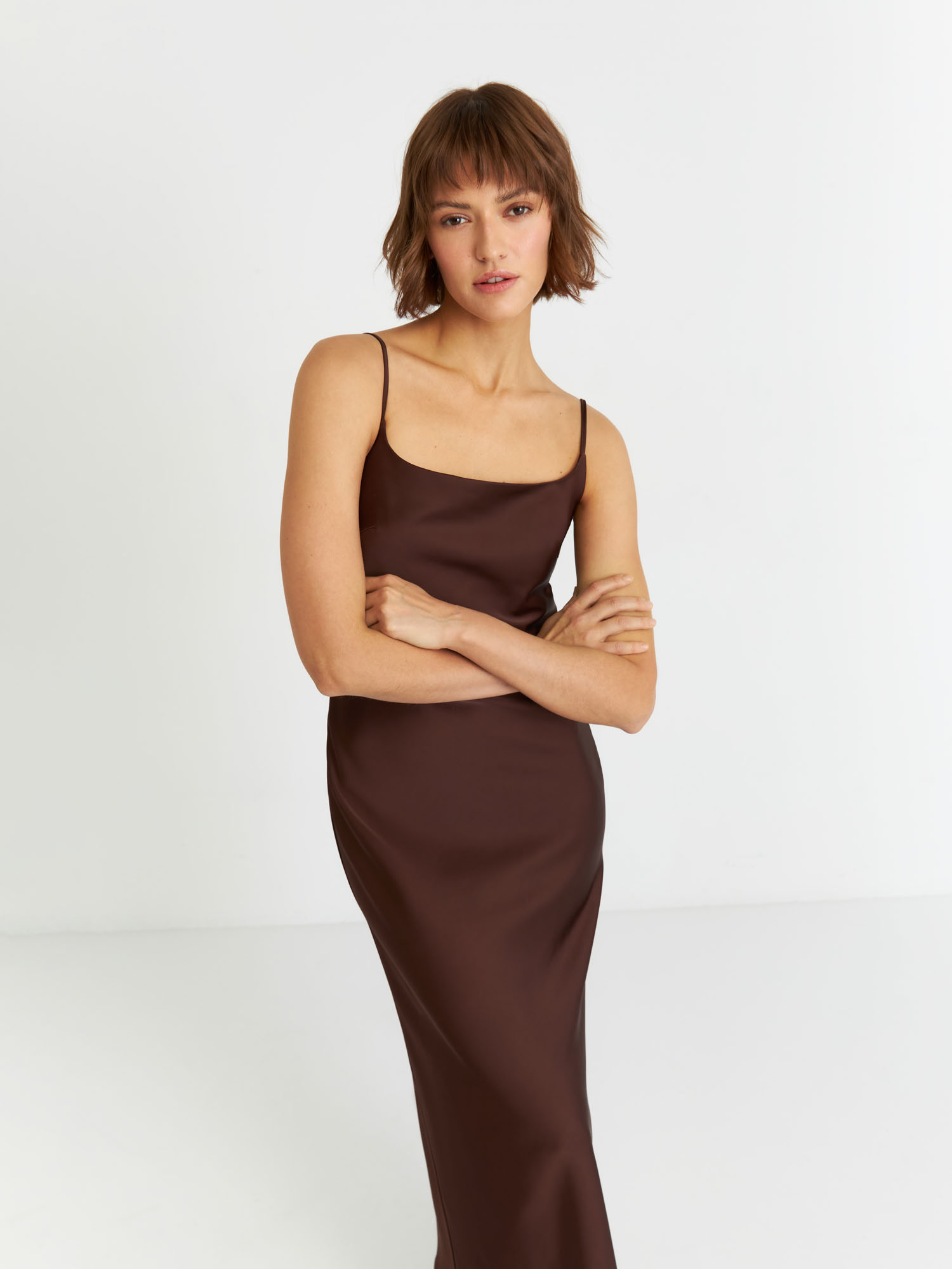 Платье женское Arive 0319 коричневое L 4990₽