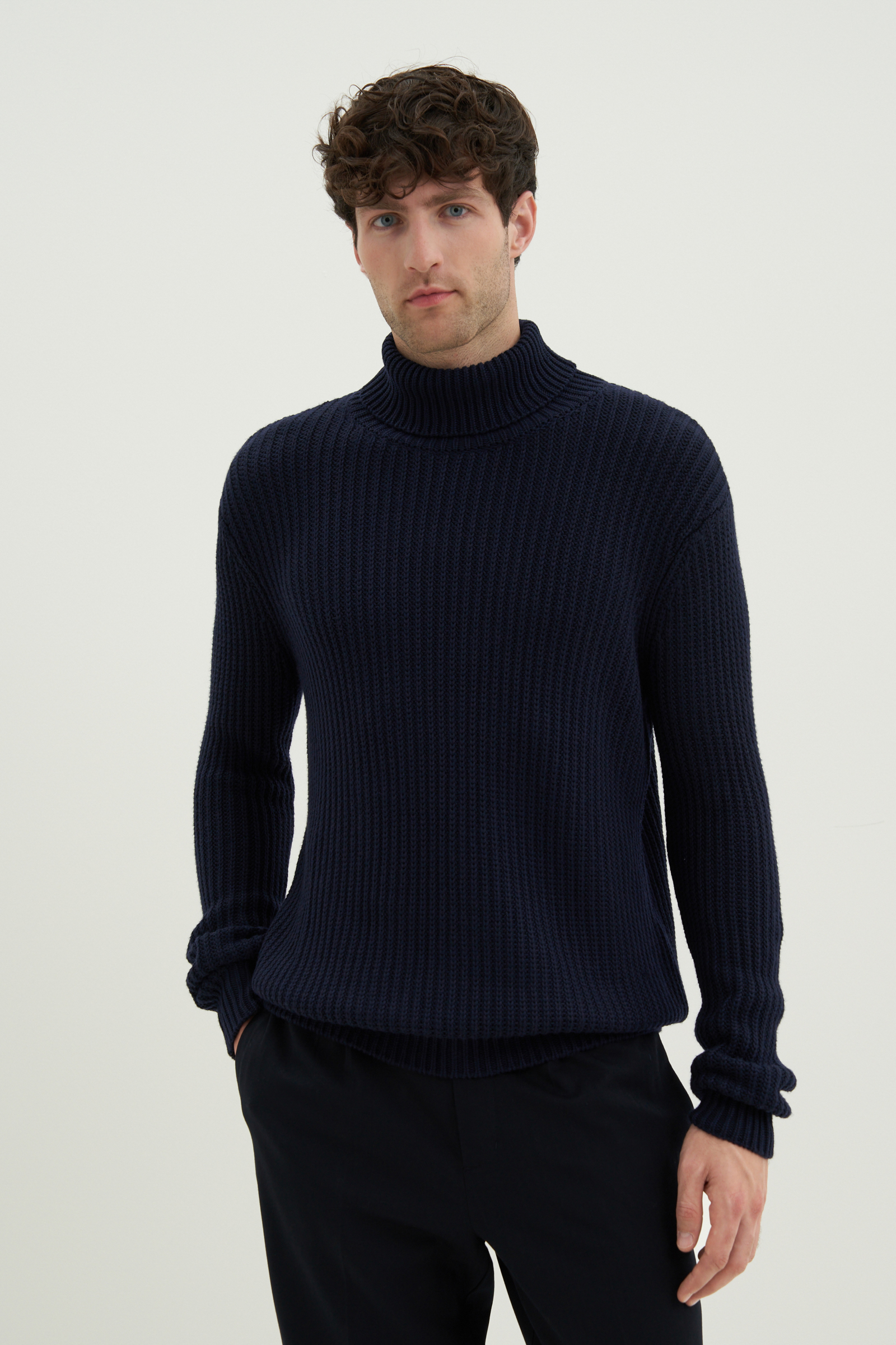 

Свитер мужской Finn Flare FWD21107 синий S, FWD21107