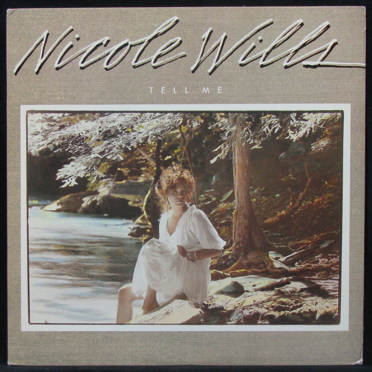 

Nicole Wills - Tell Me (LP)