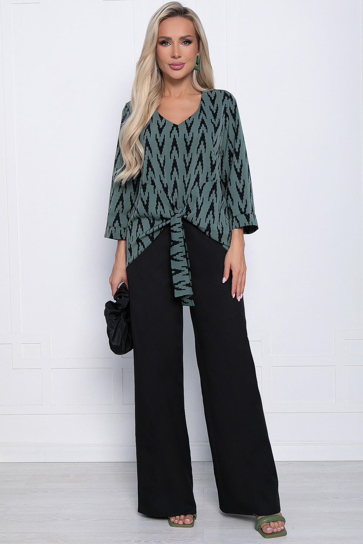 

Костюм женский LT Collection Лиана разноцветный 48 RU, Лиана