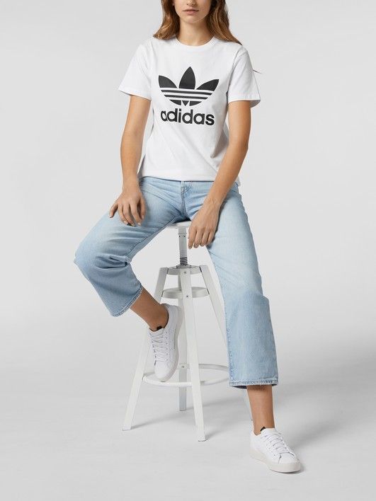 Футболка женская adidas Originals 1233075 белая 30 EU (доставка из-за рубежа)