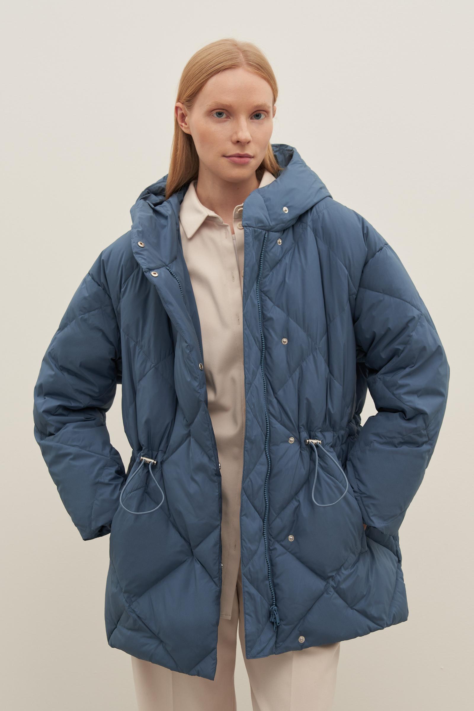 

Пуховик женский Finn Flare FAD110184 синий XL, FAD110184