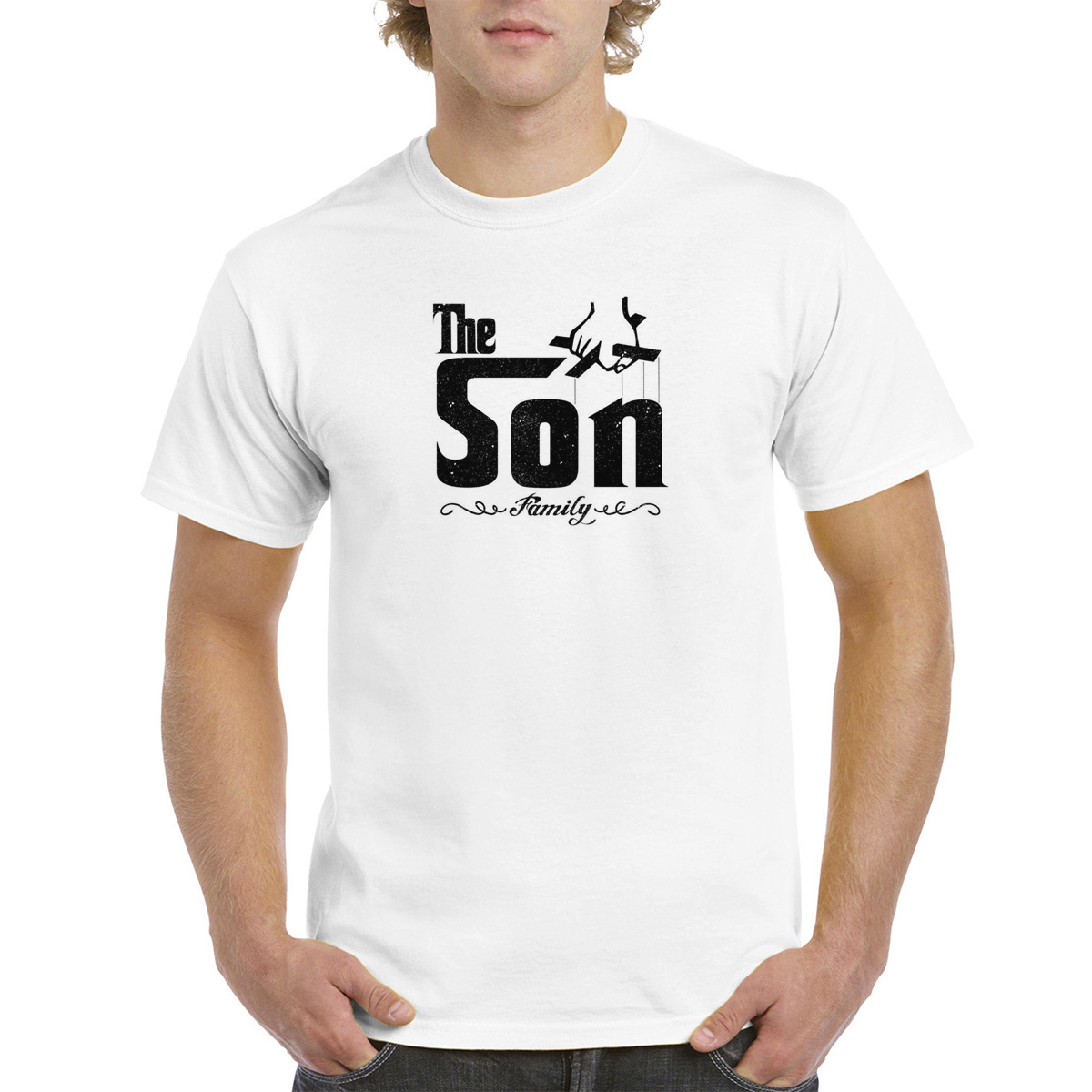 

Футболка унисекс coolpodarok Прикол. Семья. The son. Сын белая 44 RU, Белый, M0151839