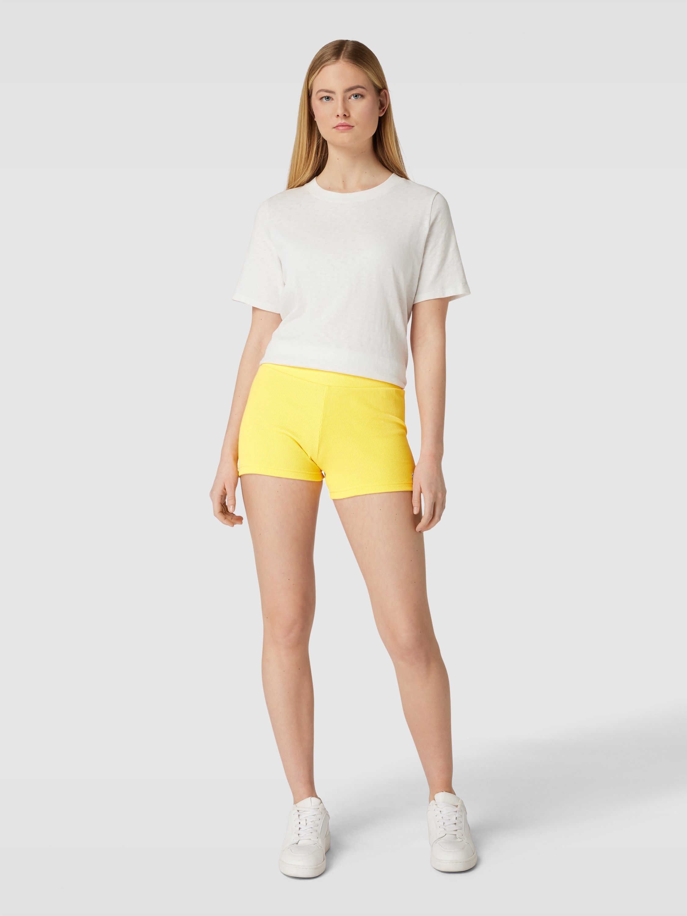 Шорты женские adidas Sportswear 1722903 желтые S (доставка из-за рубежа)