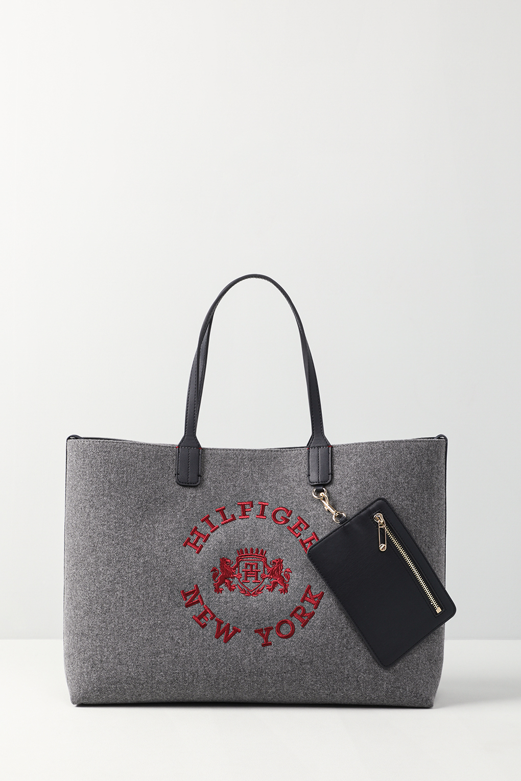 

Сумка тоут женская Tommy Hilfiger AW0AW15576 зеленая, Серый, AW0AW15576