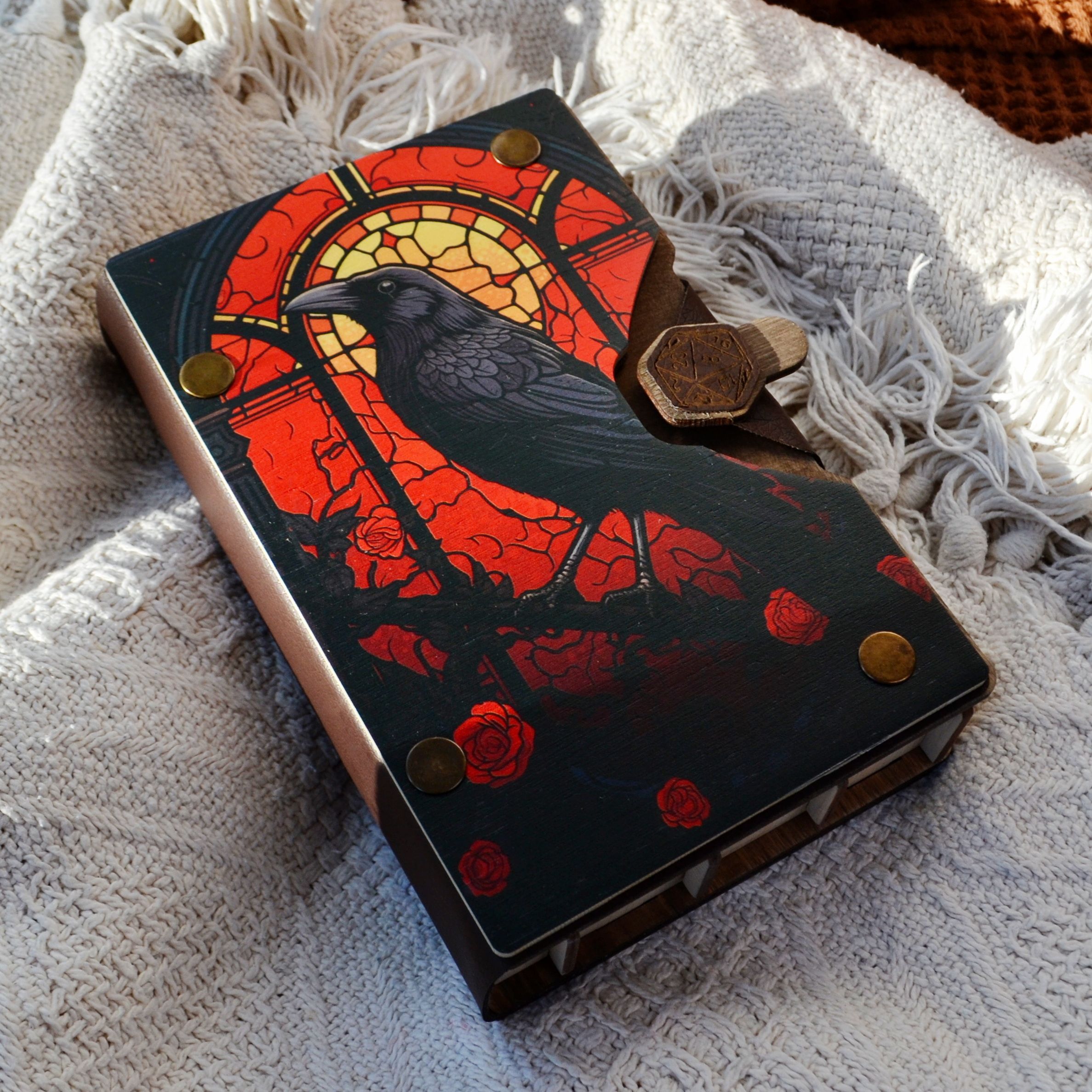 

Дайскейс для кубиков на коже днд Чудеса Леса Предвестник, pathfinder, Разноцветный