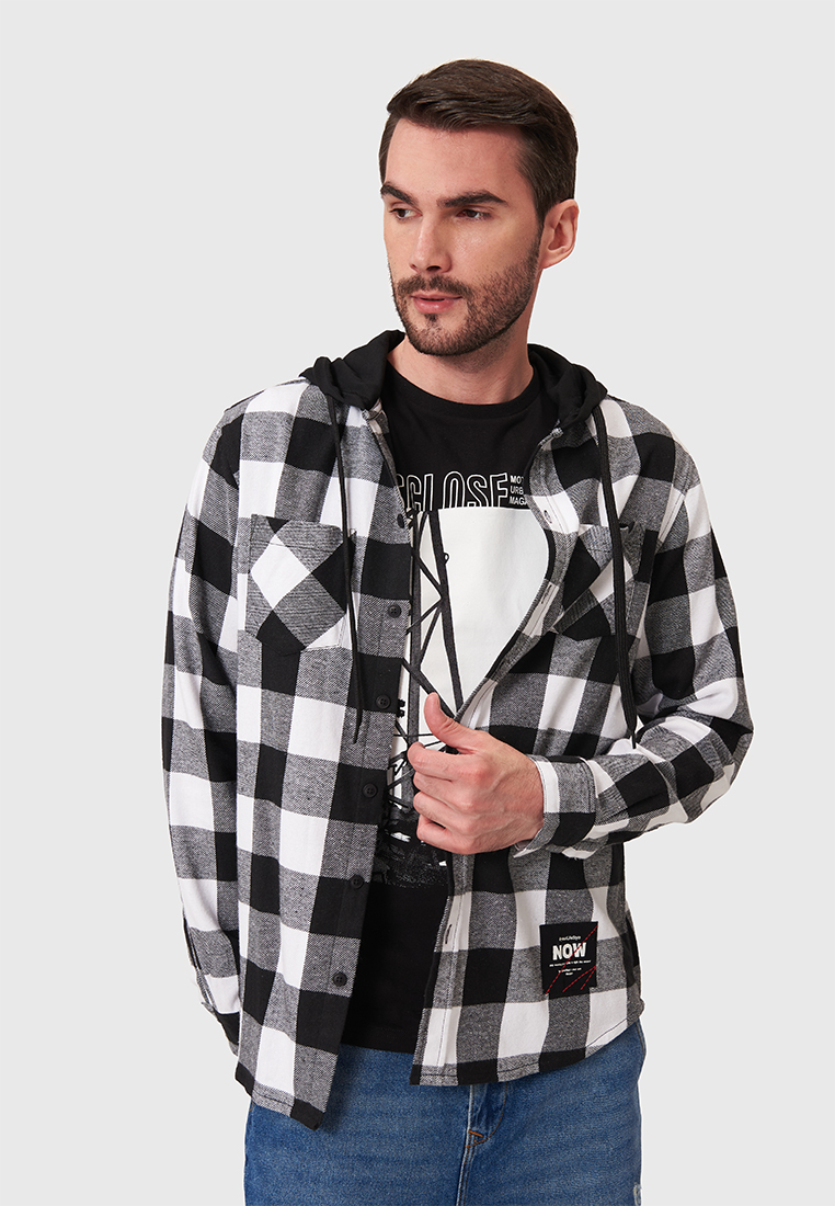 

Рубашка мужская Modis M212M000751LKR черная 44, M212M00075