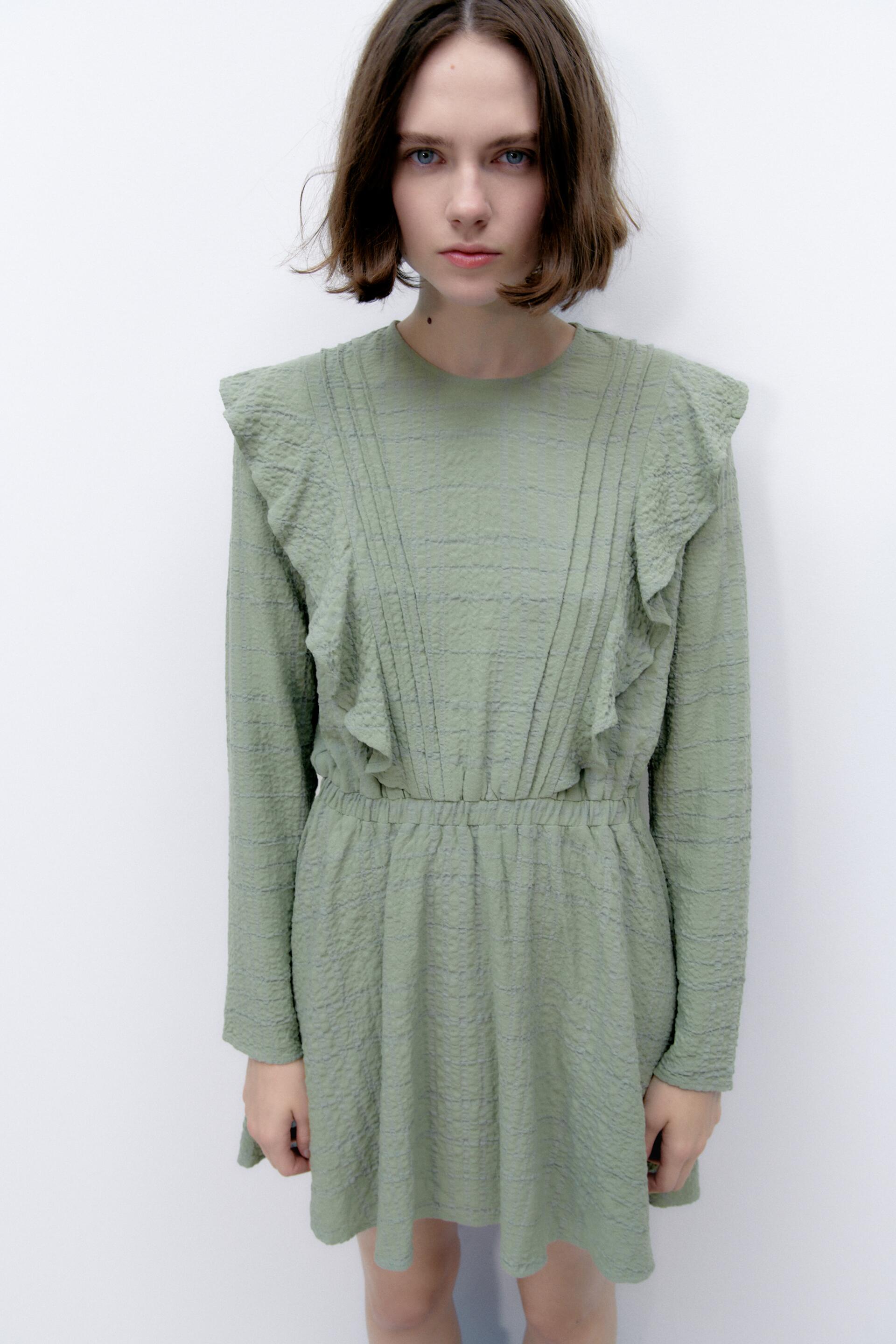 

Платье женское ZARA 08342252 зеленое M (доставка из-за рубежа), 08342252