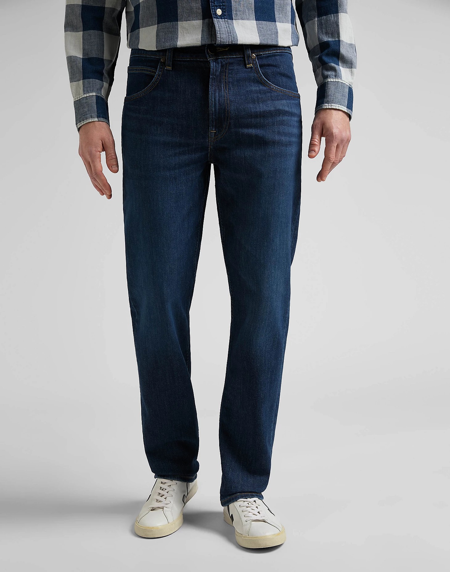 фото Джинсы мужские lee men brooklyn straight jeans синие 33/34