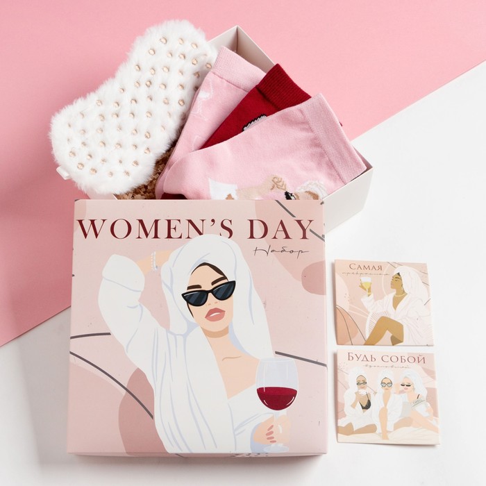 

Подарочный набор "Woman's day" маска для сна, носки 3 пары, Розовый, Женские подарочные наборы KAFTAN