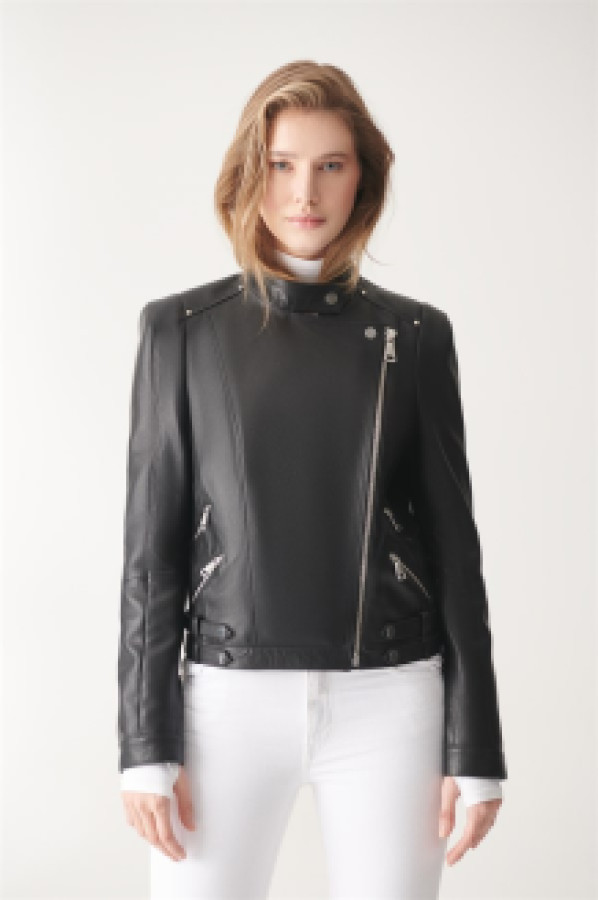 

Кожаная куртка женская Black Noble 341 черная S (доставка из-за рубежа), Черный, 341