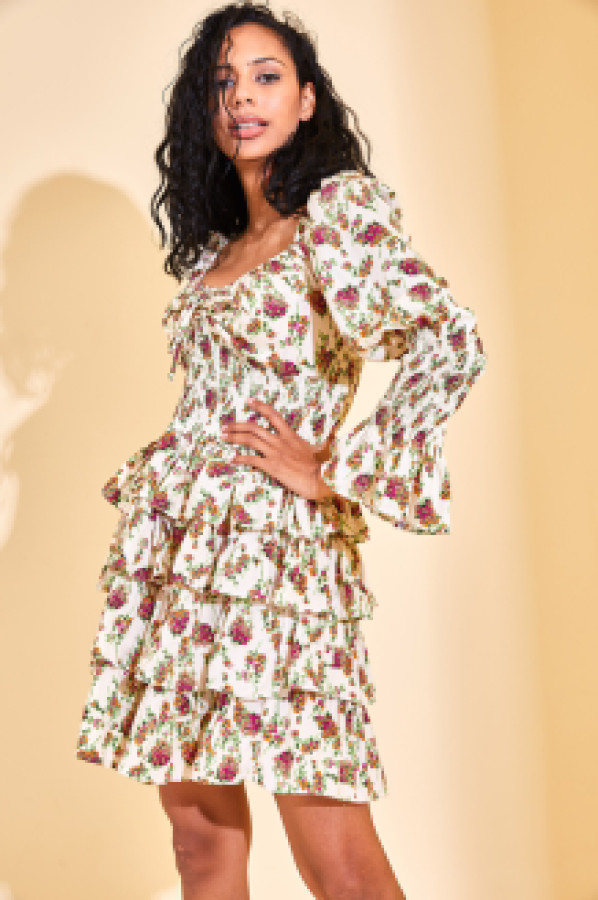 

Платье женское Xhan 3KXK6-46688 бежевое S (доставка из-за рубежа), Бежевый, 3KXK6-46688