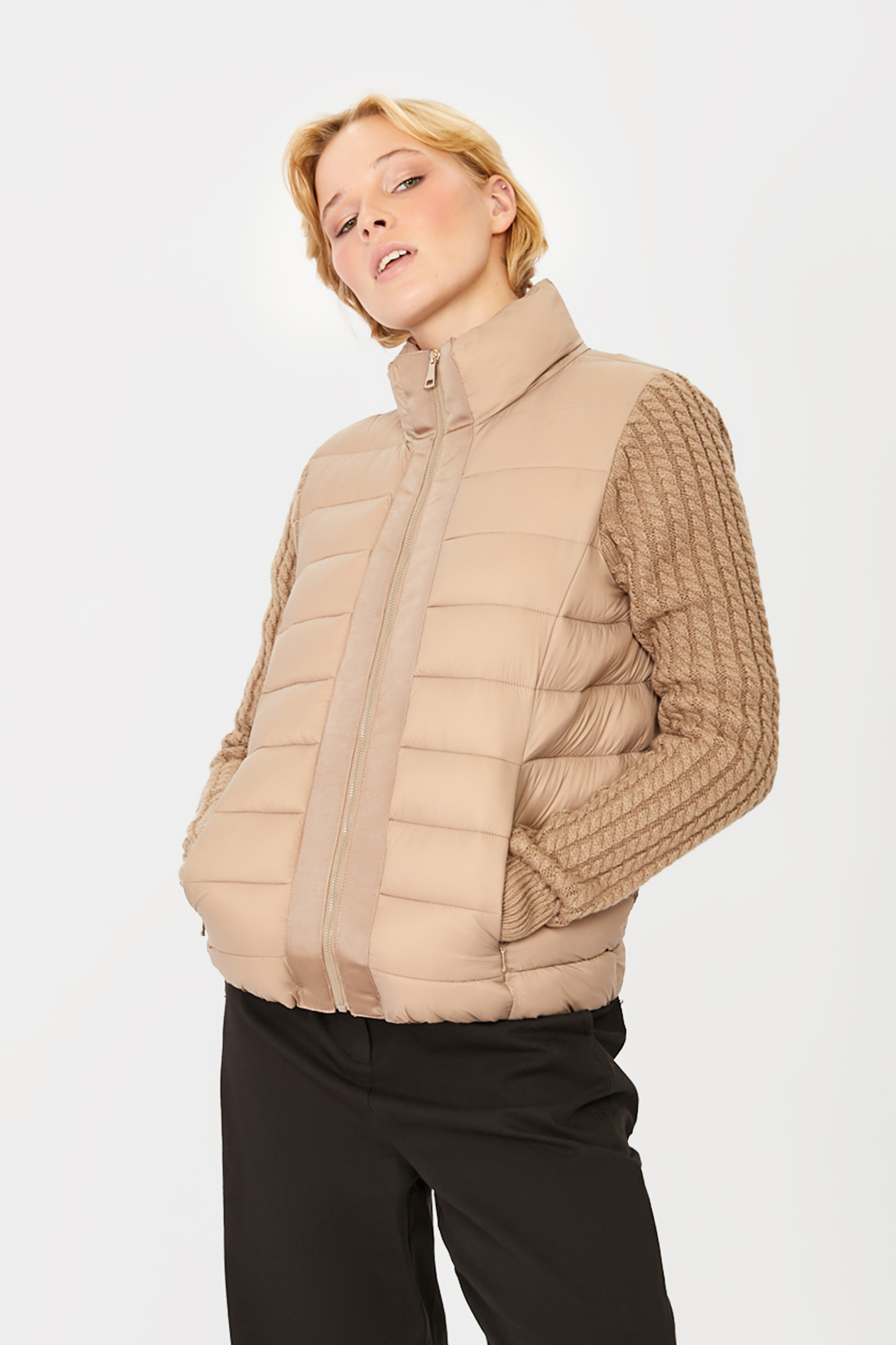 

Куртка женская Baon B041515 бежевая XL