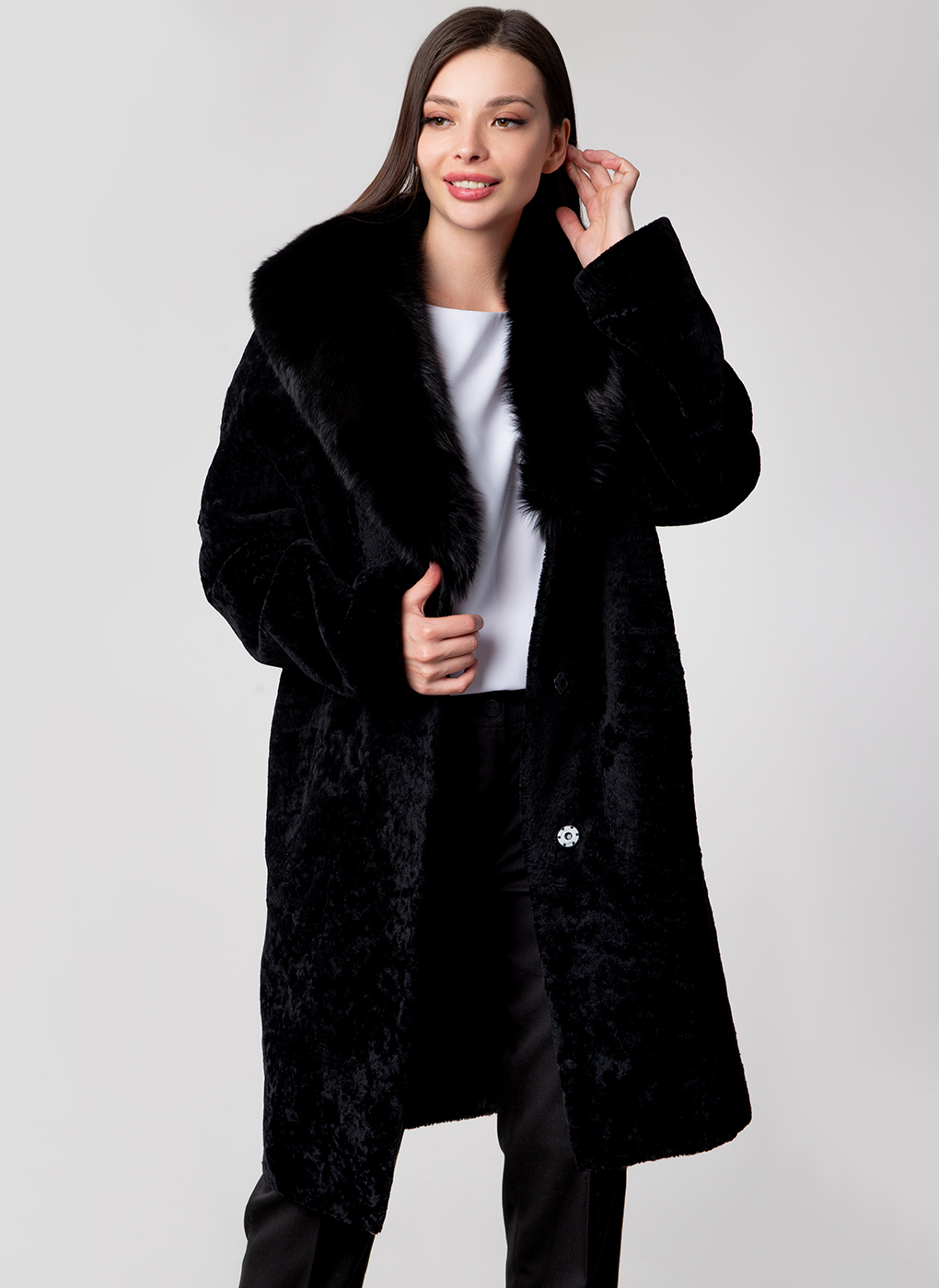 

Шуба женская Каляев 40644 черная 46, 40644