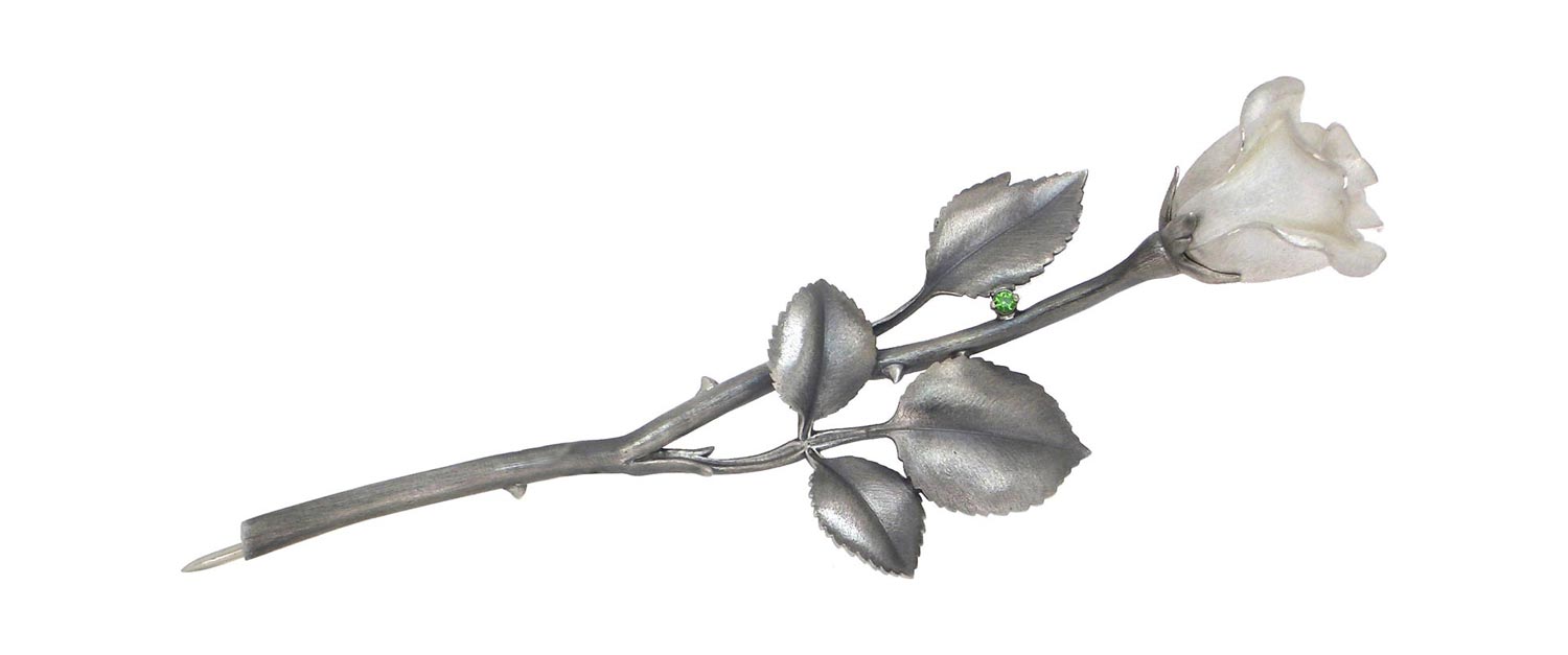 

Брошь из серебра с демантоидом Ивма 402006-i, 402006-i