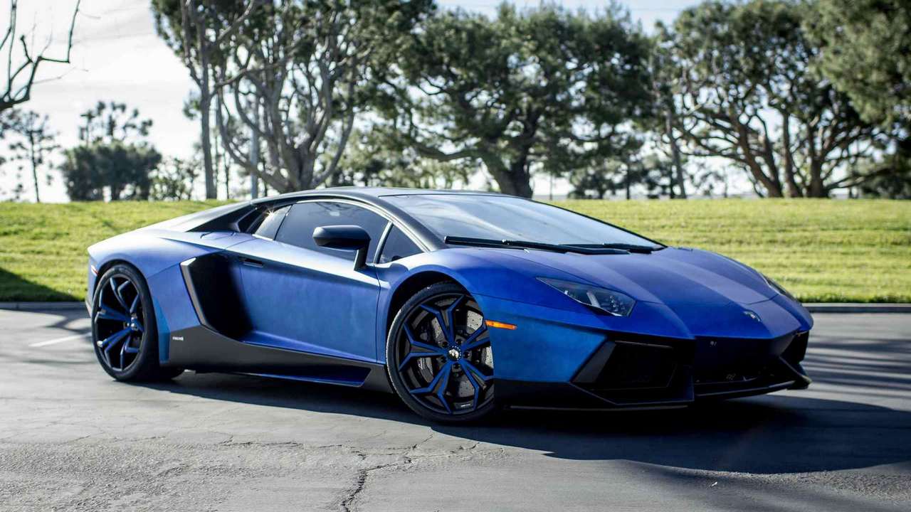 Lamborghini Aventador синий lp700