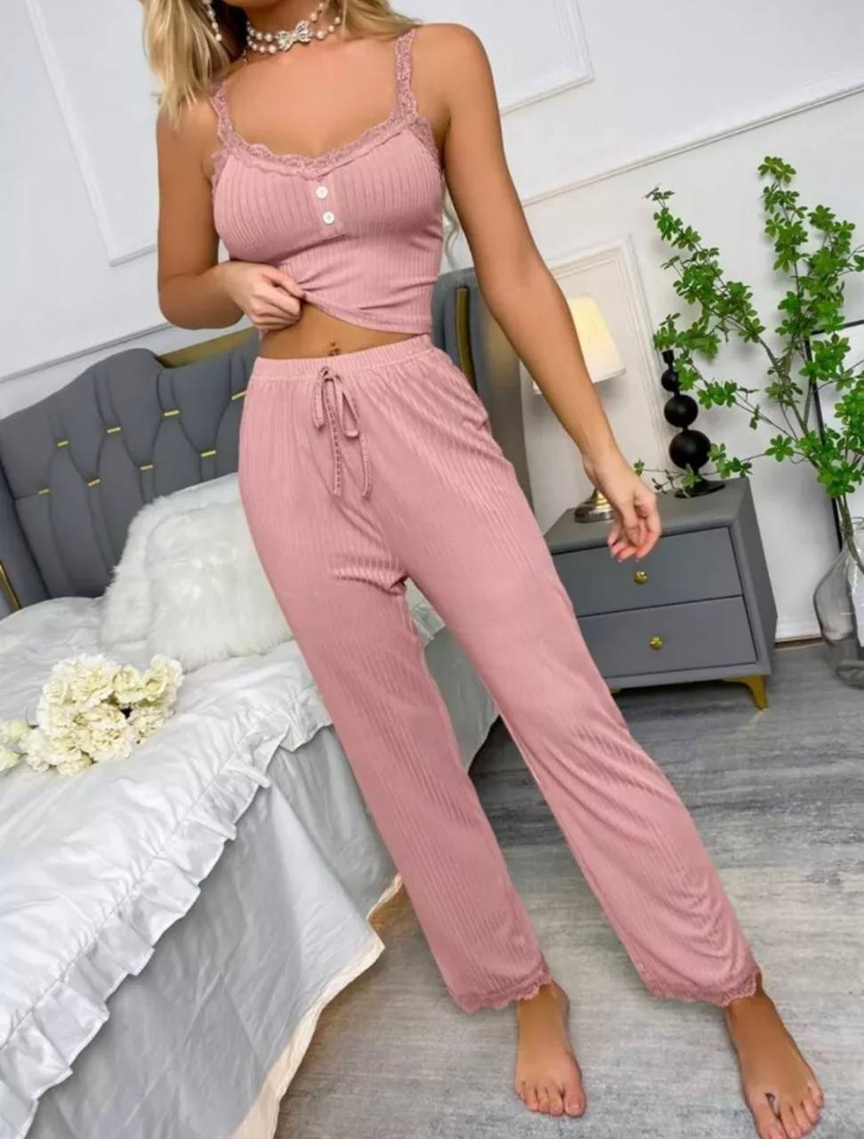 

Пижама женская NoBrand 1902 розовая S, Розовый, 1902