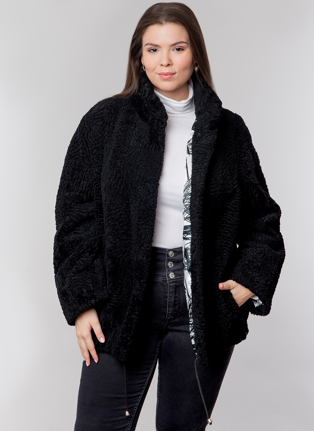 

Полушубок женский Каляев 55175 черный 50, 55175