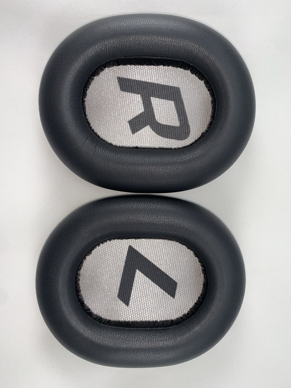 

Амбушюры для наушников Plantronics BackBeat Pro 2, Серый, Plantronics BackBeat Pro 2