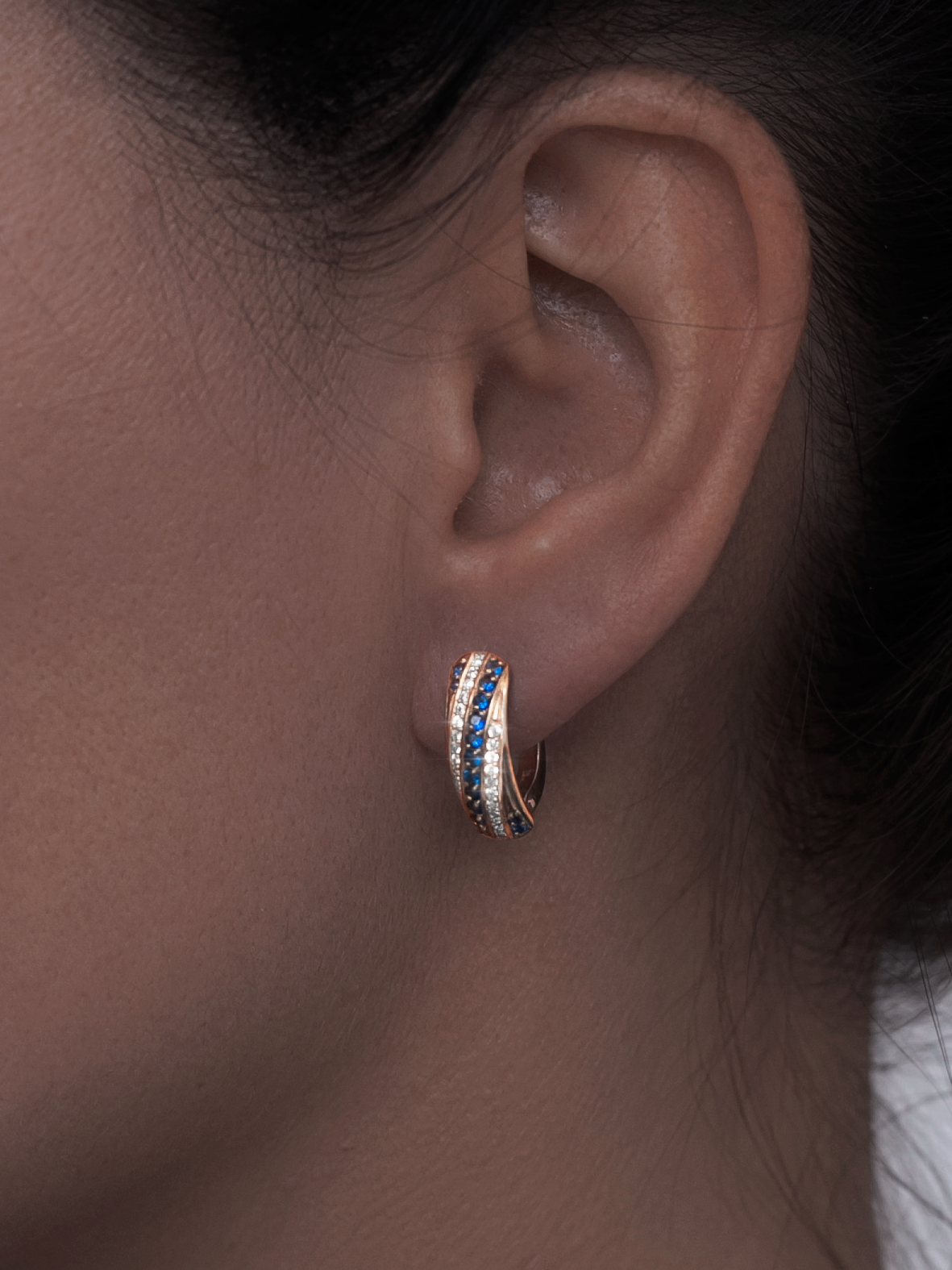 

Серьги из серебра STREKOZA С-115с, сапфир искусственный/фианит, С-115с